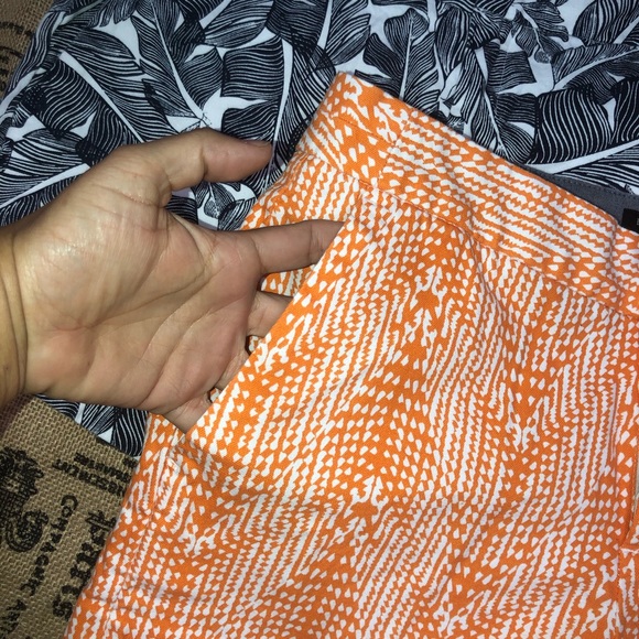 Banana Republic Bundle 2 Pieces short - Picture 3 of 9